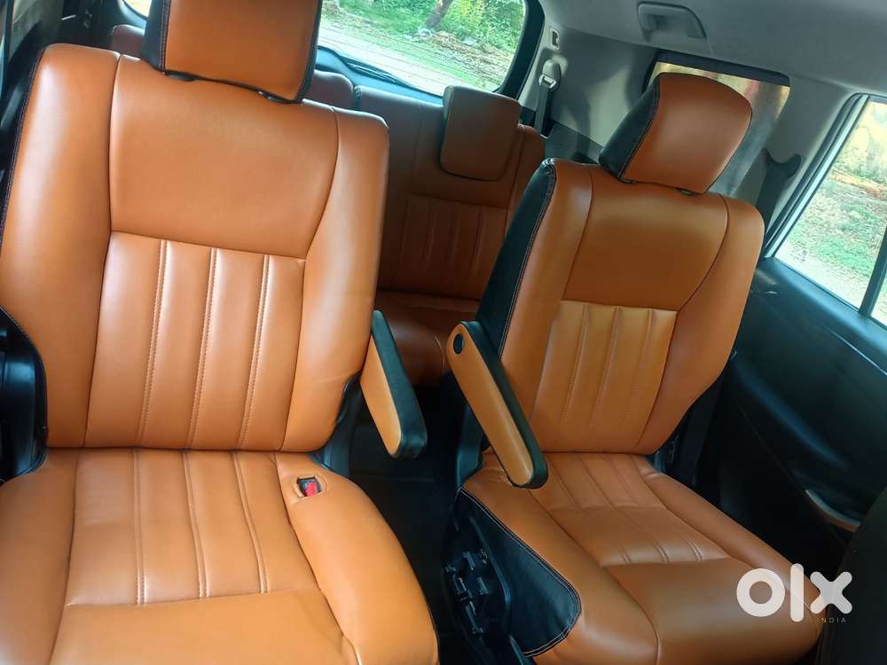 Toyota Innova Crysta 2.4 V, 2017, Petrol