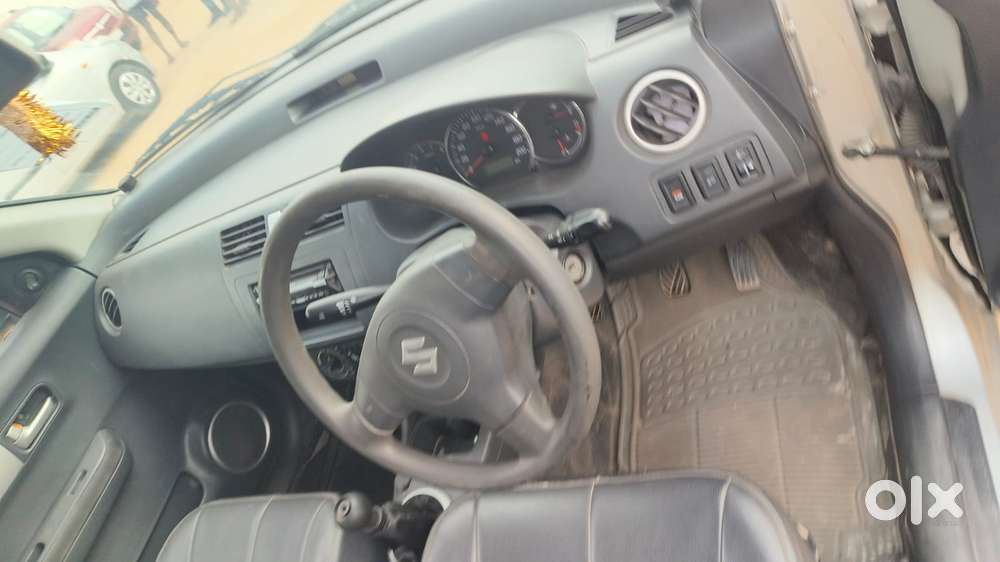 Maruti Suzuki Swift Vxi Bsiv, 2011, Petrol