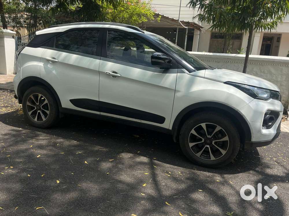 Tata Nexon 1.2 Revotron Xza Plus (o) Amt, 2021, Diesel