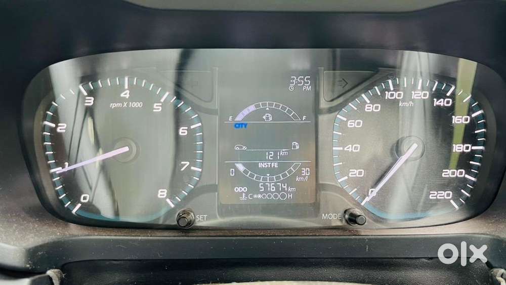Tata Altroz Petrol Manual 2021 First-owner