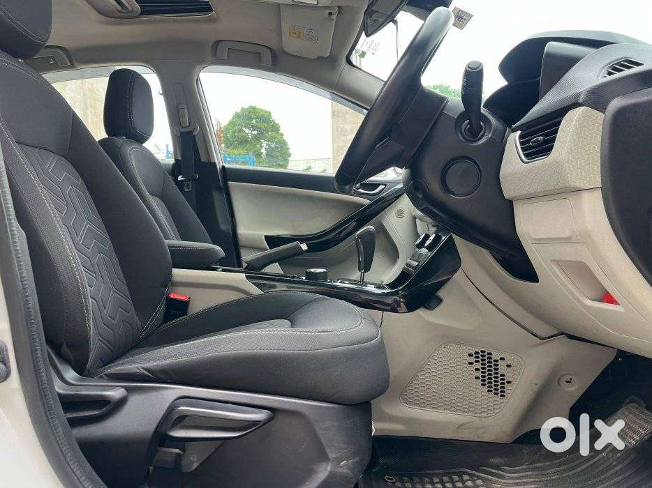 Tata Nexon 1.2 Revotron Xza Plus, 2023, Petrol