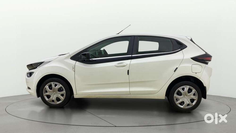 Tata Altroz 1.2 Xt, 2023, Petrol