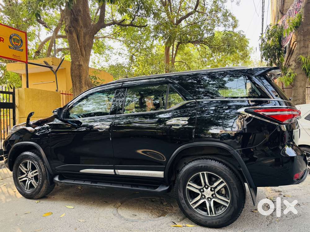 Toyota Fortuner 4x2 At 2.7 Petrol, 2024, Petrol