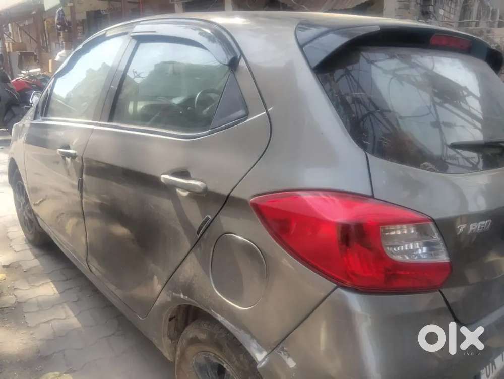 Tata Tiago 2017 Petrol 86000 Km Driven