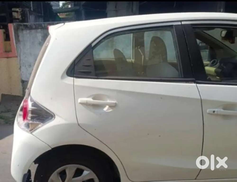 Honda Brio Mt 2015