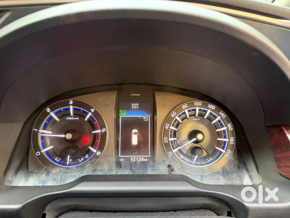 Toyota Innova Crysta 2.4 V 7 Str, 2016, Diesel