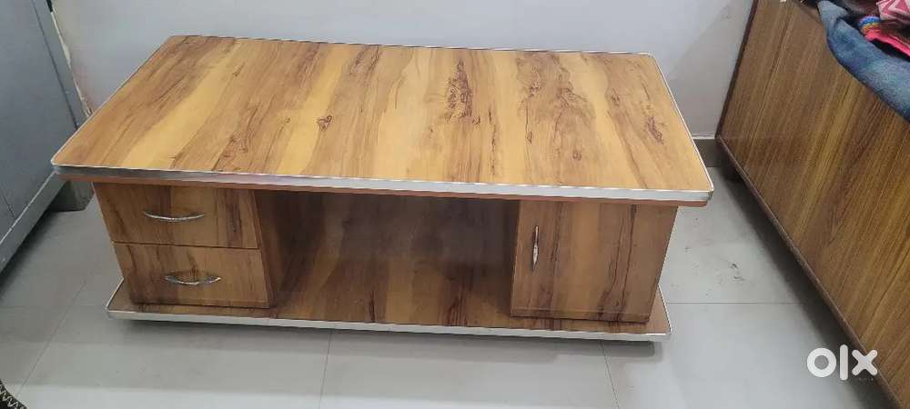 Center table