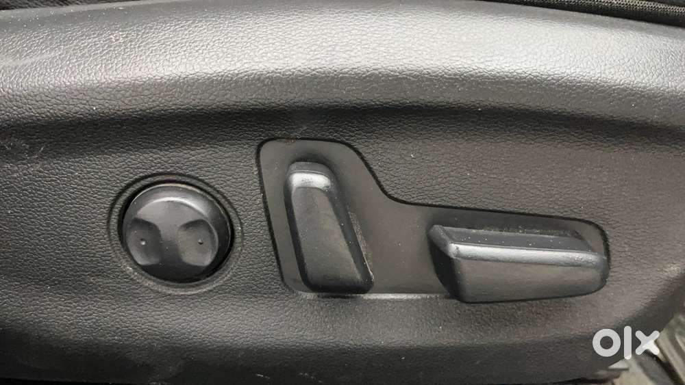 Hyundai New Elantra [2016-2019] 2.0 Sx (o) Petrol At, 2017, Petrol