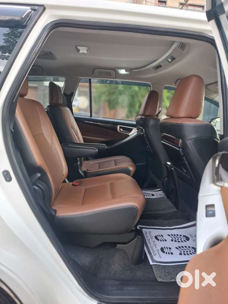 Toyota Innova Crysta [2020-ongoing] 2.4 Zx At 7 Str, 2022, Diesel