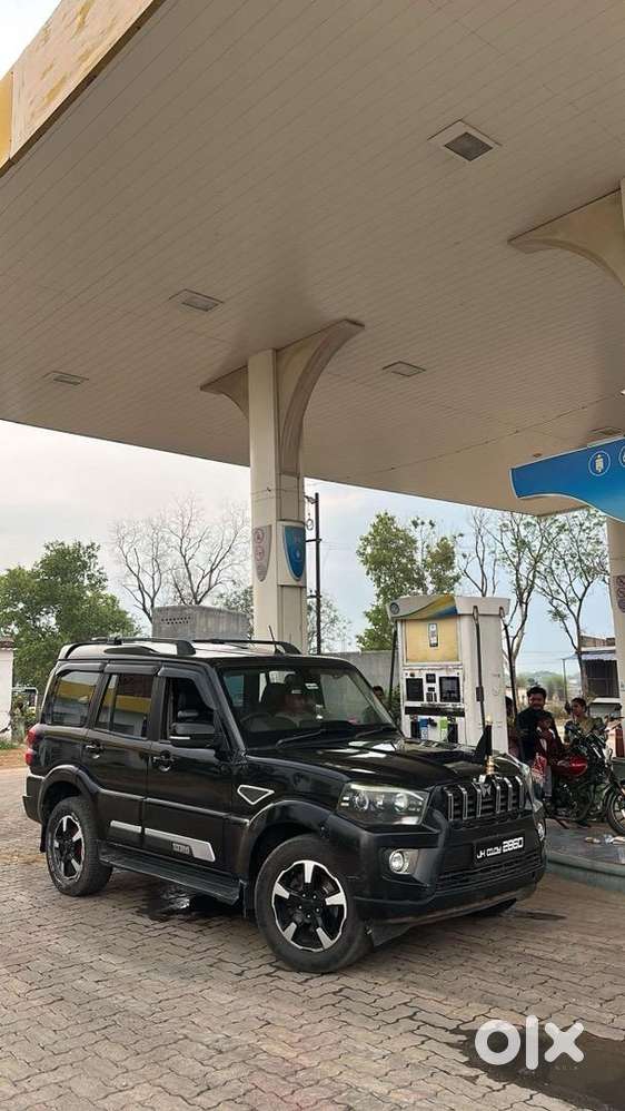 Mahindra Diesel Car 2020