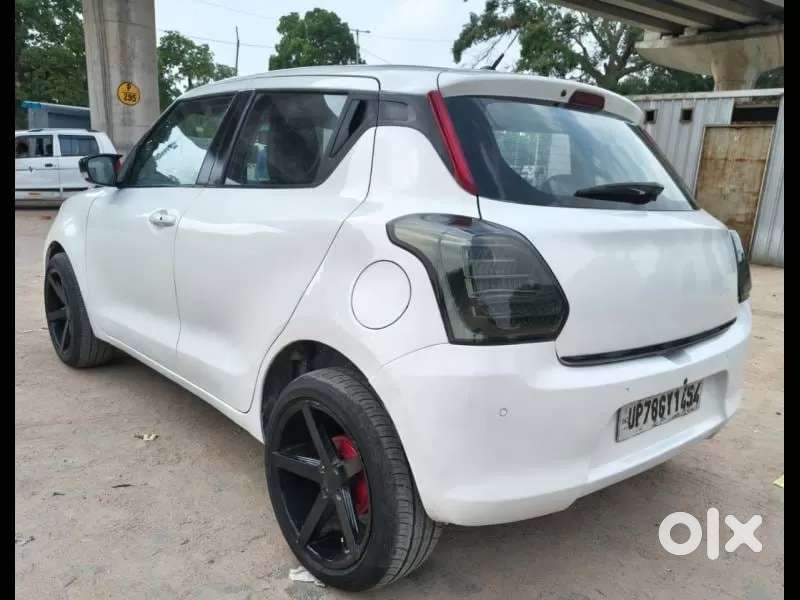 Maruti Suzuki Swift 1.3 Zxi, 2022, Petrol