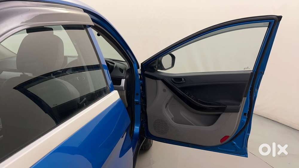 Tata Nexon 1.5 Revotorq Xma Amt (s), 2018, Petrol