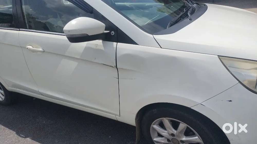 Tata Zest Xta Yellow Board Car Sale
