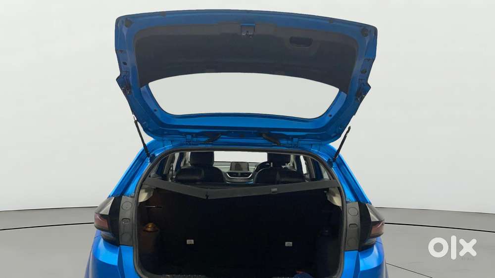 Tata Altroz 1.2 Xz Plus Petrol, 2021, Petrol