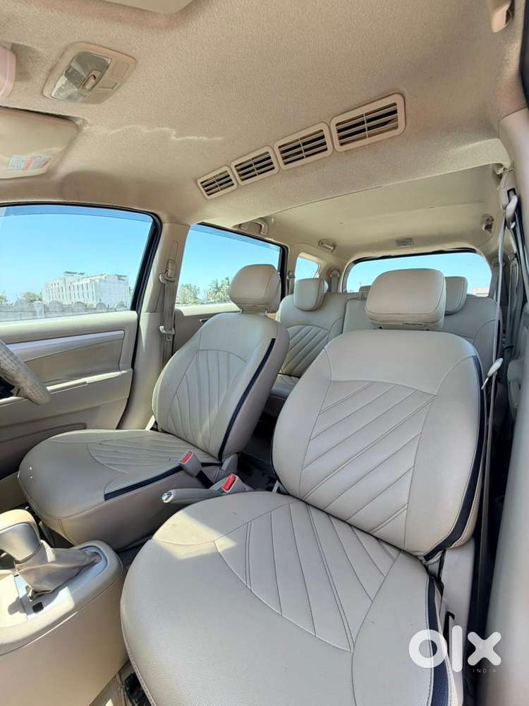 Maruti Suzuki Ertiga Vxi At, 2016, Petrol