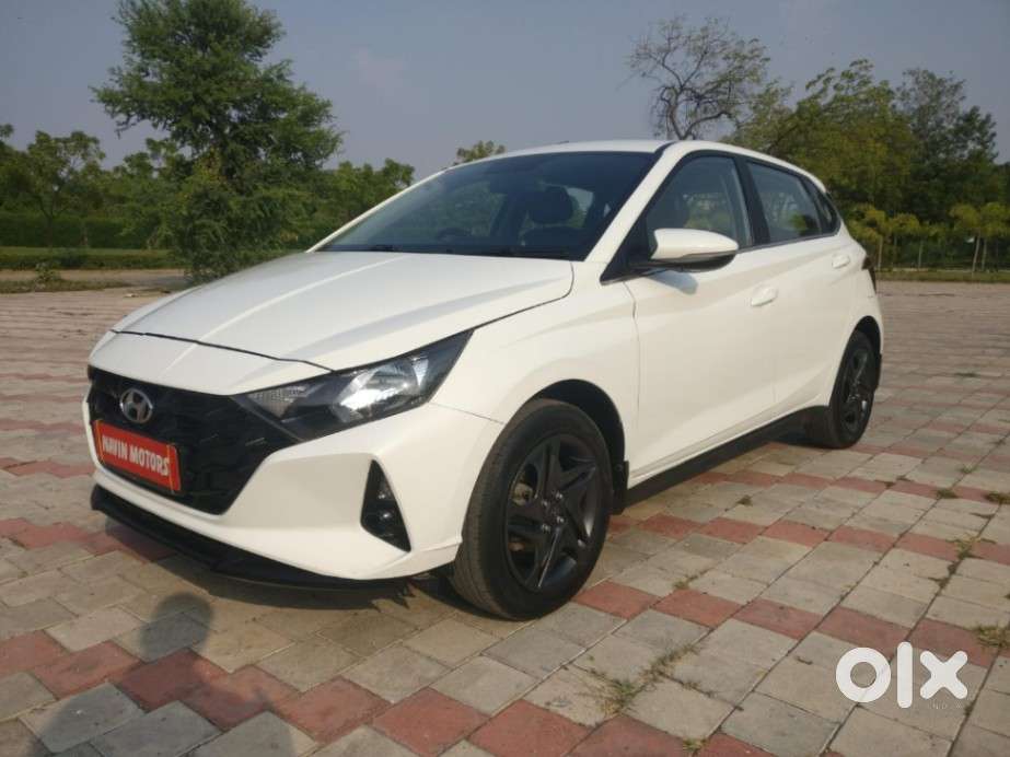 Hyundai I20 Sportz 1.2 Mt, 2023, Petrol