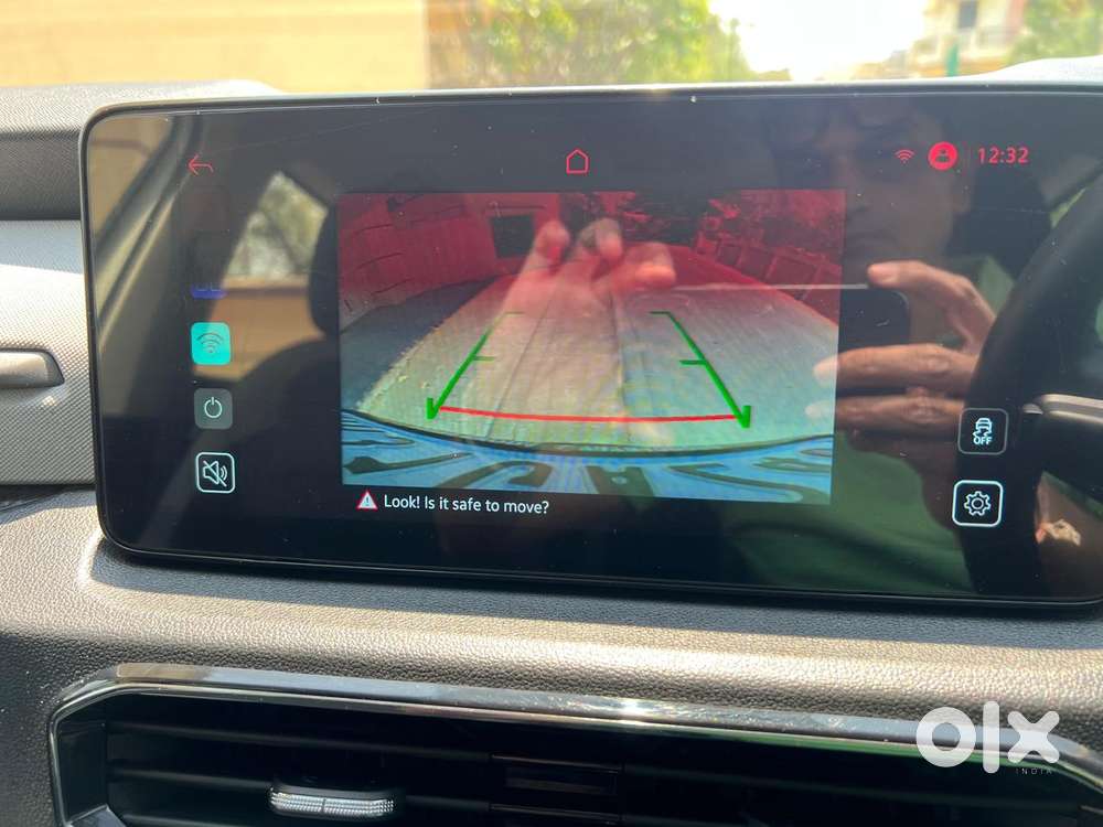 Skoda Kylaq Signature Plus At, 2025, Petrol