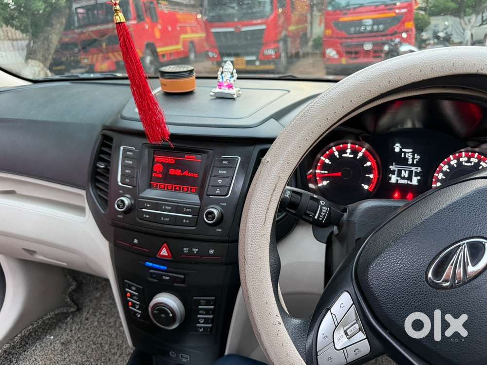 Mahindra Petrol Car 2022