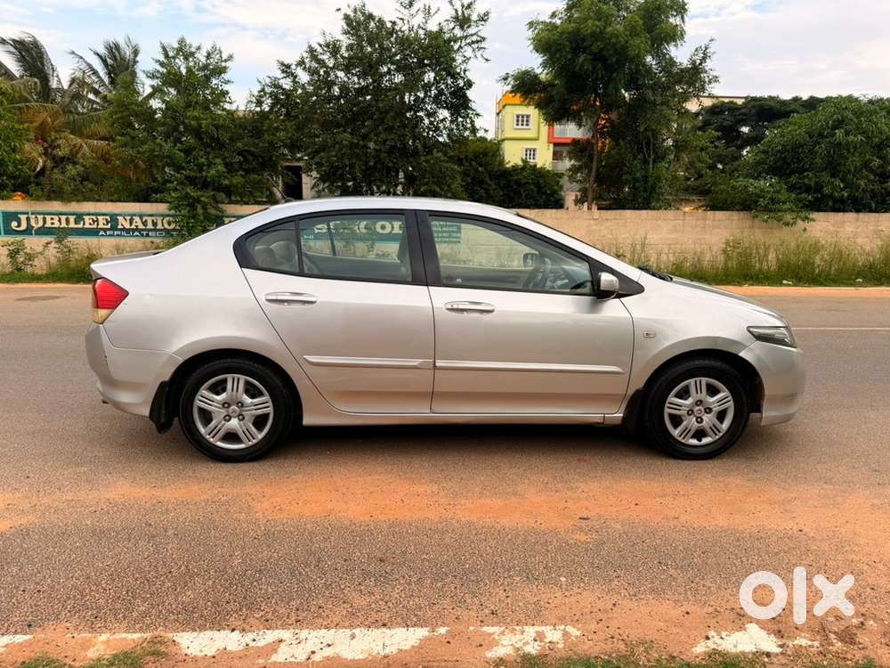 Honda City Petrol Manual 2011