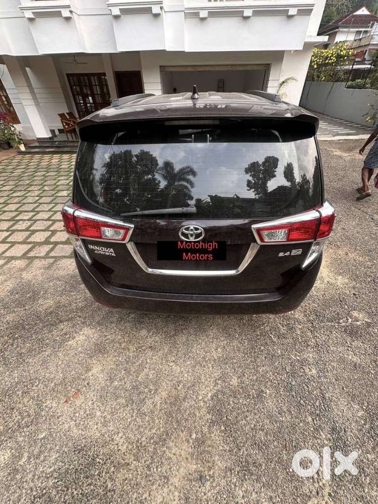 Toyota Innova Crysta 2.7 Vx Mt, 2017, Diesel