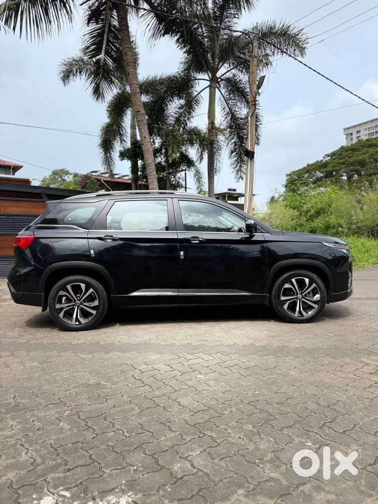 Mg Hector Plus Sharp Pro 1.5 Turbo Petrol Cvt 6 Str, 2023, Petrol