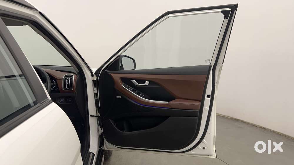 Hyundai Alcazar Platinum, 2022, Petrol