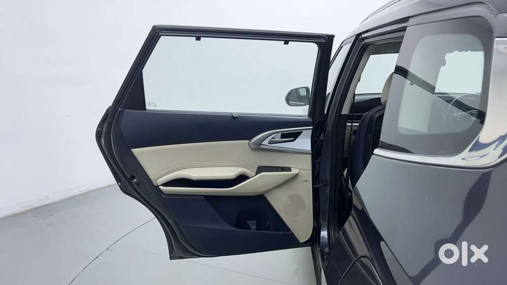 Kia Carens 1.5 Luxury Plus Diesel 7str Imt, 2023, Diesel