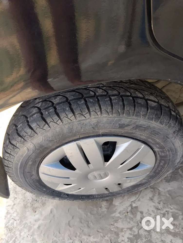 Gari Ful Condition Me Hai Sab Tyre Naya Hai Gari Me Koi Dikkat