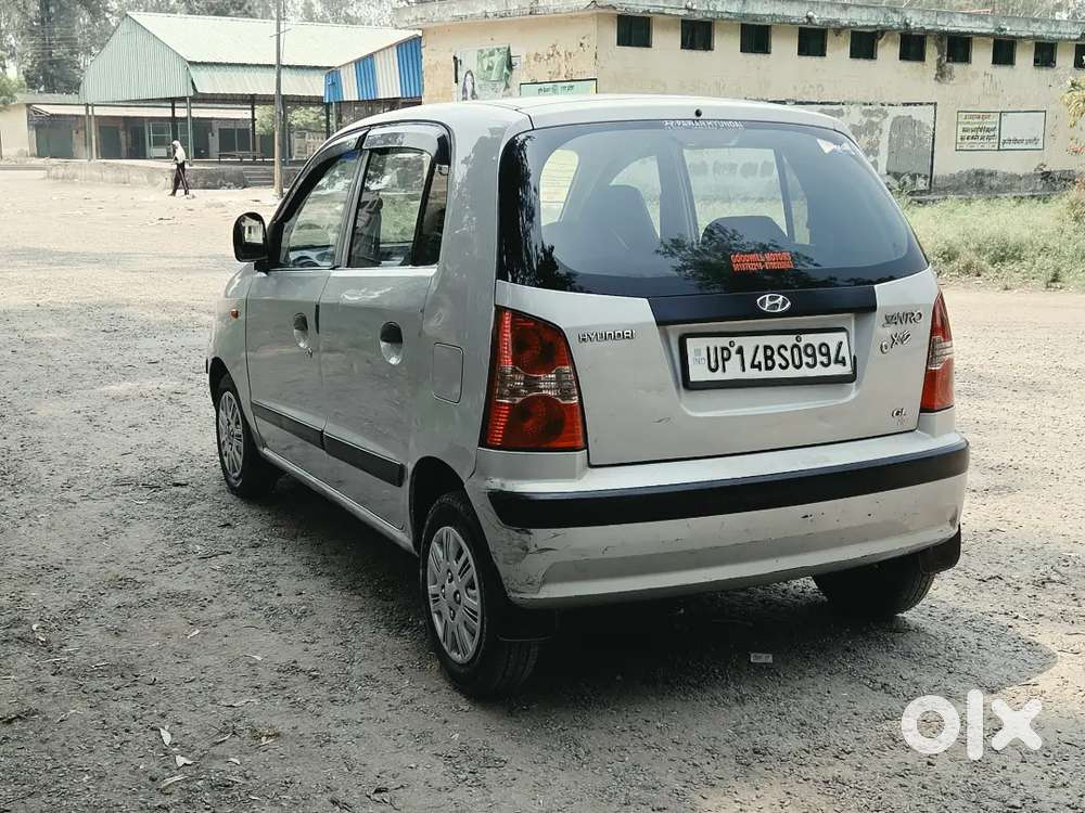 Santro Glx,  Petrol /cng On Paper 
Running.. 62000/-  Price.. 1.65/-