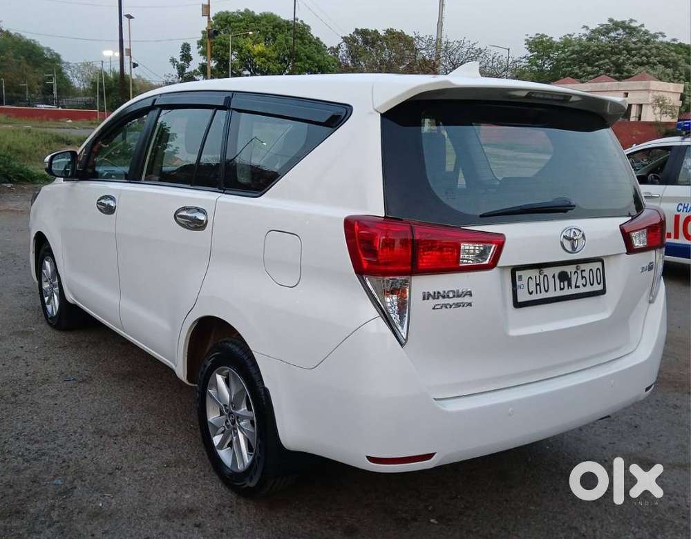 Toyota Innova Crysta 2.4 Gx Mt, 2019, Diesel