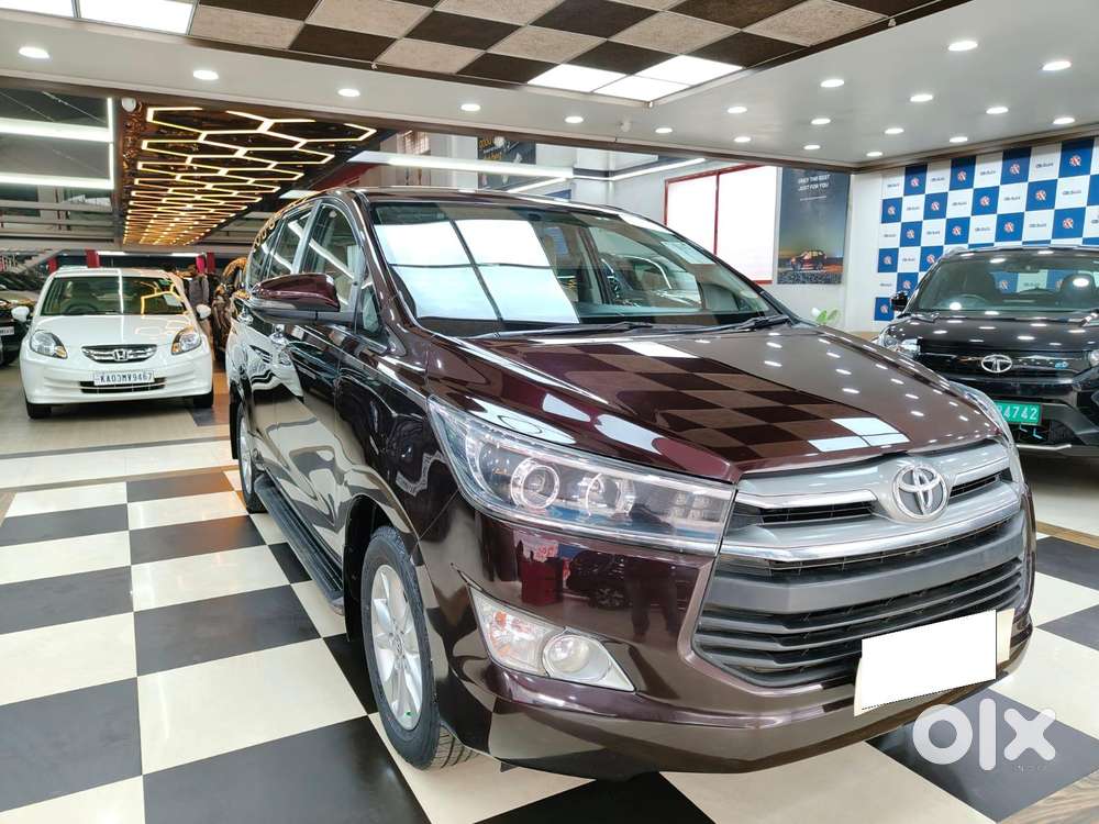 Toyota Innova Crysta 2.4 V 7 Str, 2017, Diesel