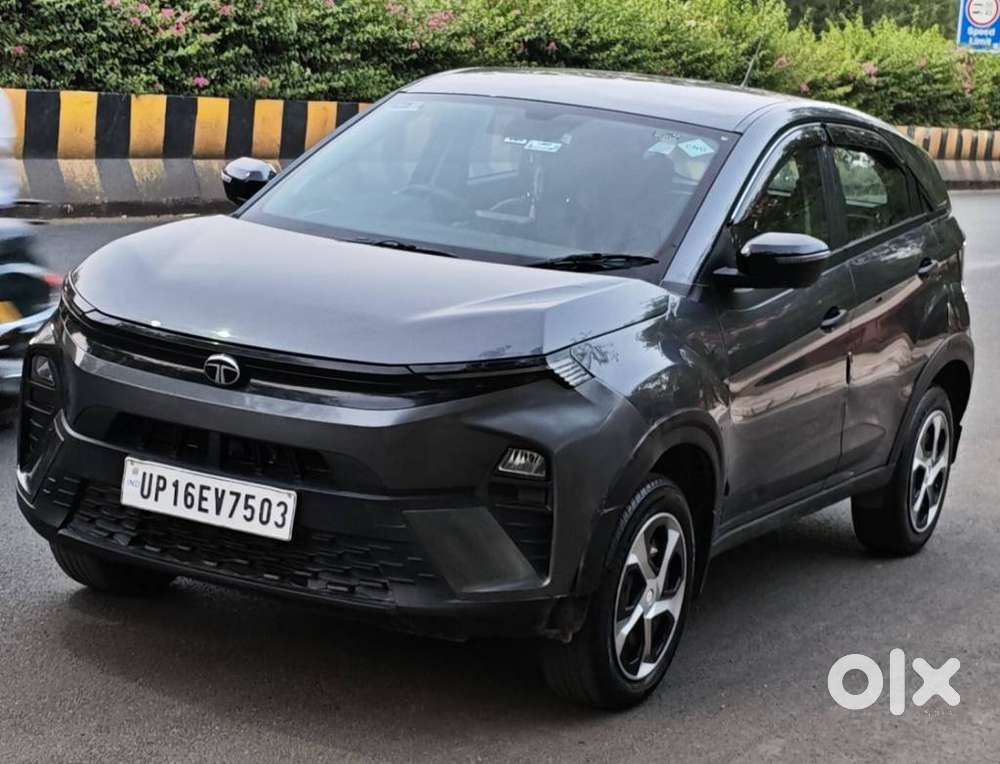Tata Nexon Smart Plus1.2 Revotron Petrol 5 Mt, 2025, Cng & Hybrids