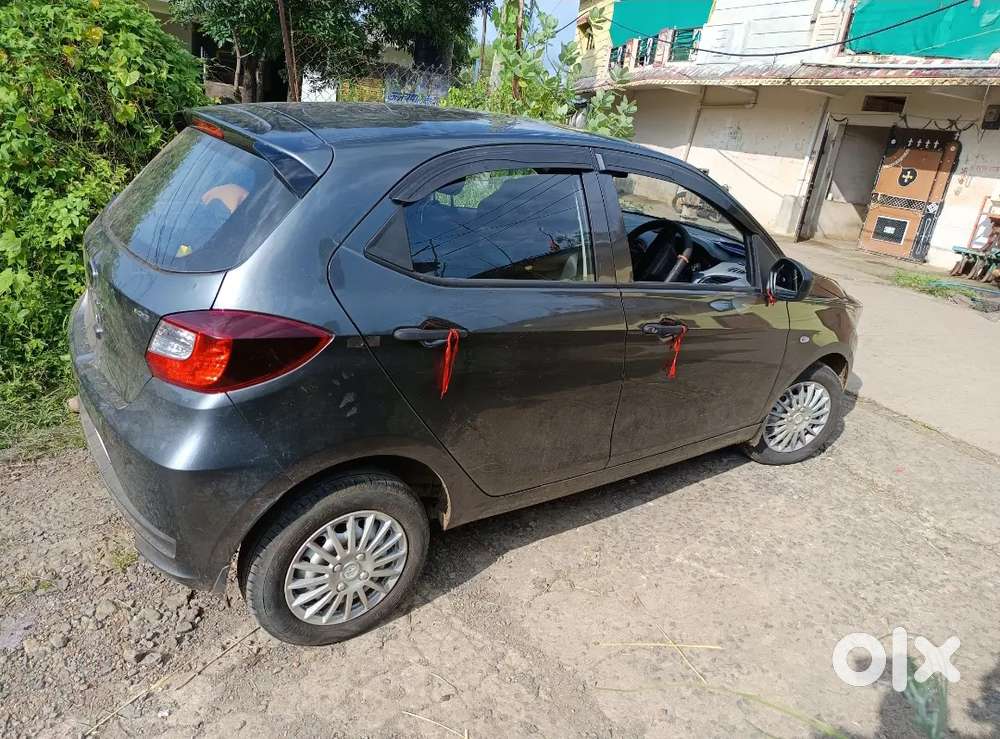 Tata Tiago Cng