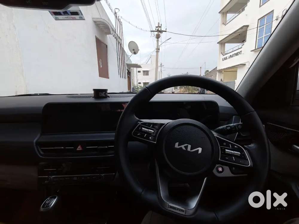 Kia Seltos 2025 Petrol Well Maintained