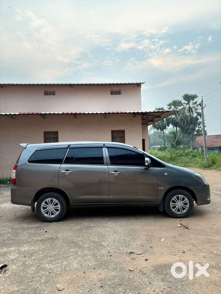 Toyota Innova 2.0 G1 Bsiv, 2010, Diesel