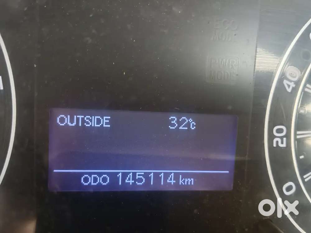 Toyota Innova Crysta 2017 Diesel 146000 Km Driven