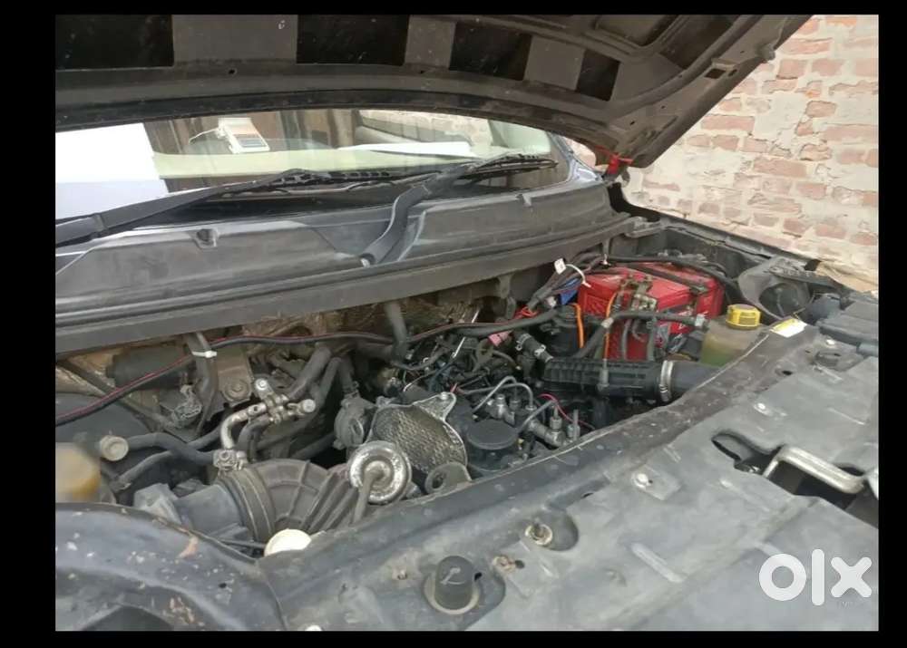 Mahindra Tuv 300 2016 Diesel 125000 Km Driven