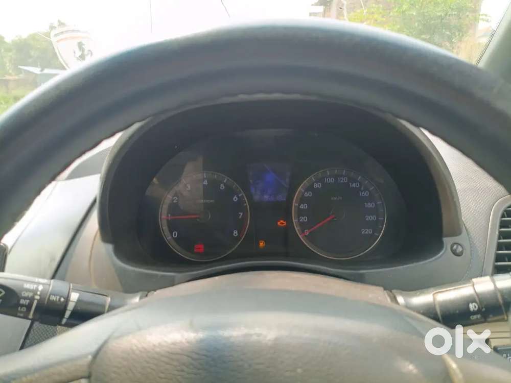 Hyundai Verna 2011 Car