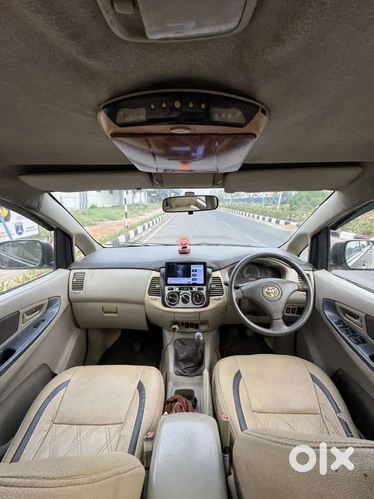Toyota Innova V Version 2009 Petrol