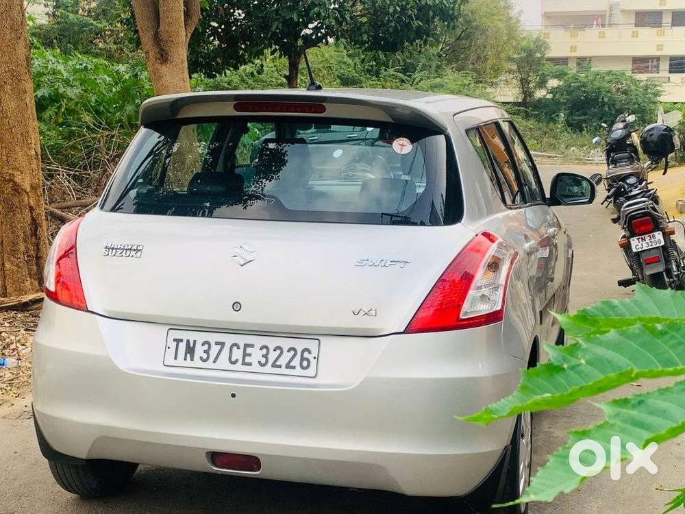 Maruti Suzuki Swift Vxi 1.2 Abs Bs-iv, 2013, Petrol