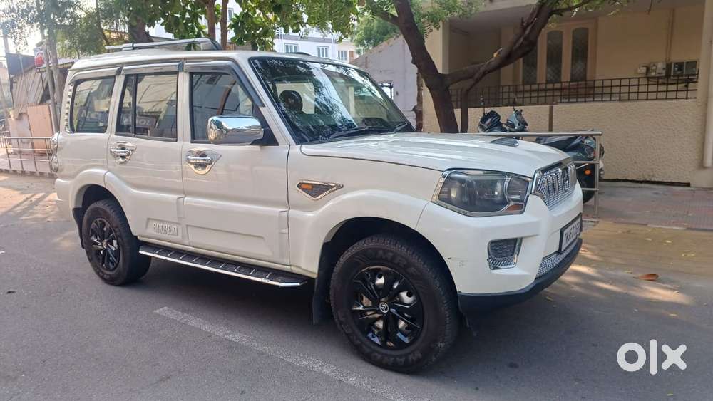 Mahindra Scorpio S4 Plus, 2016, Diesel
