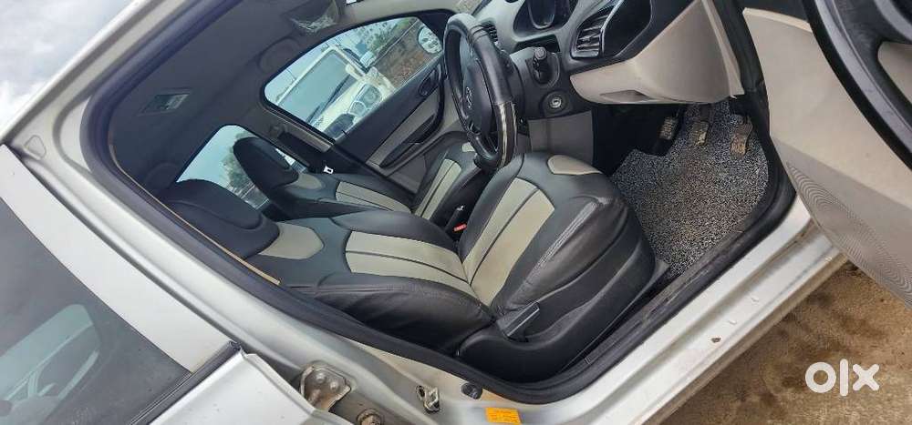 Tata Tiago 1.05 Revotorq Xt Option, 2018, Petrol
