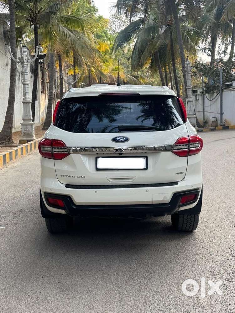 Ford Endeavour 2016 Diesel Well Maintained