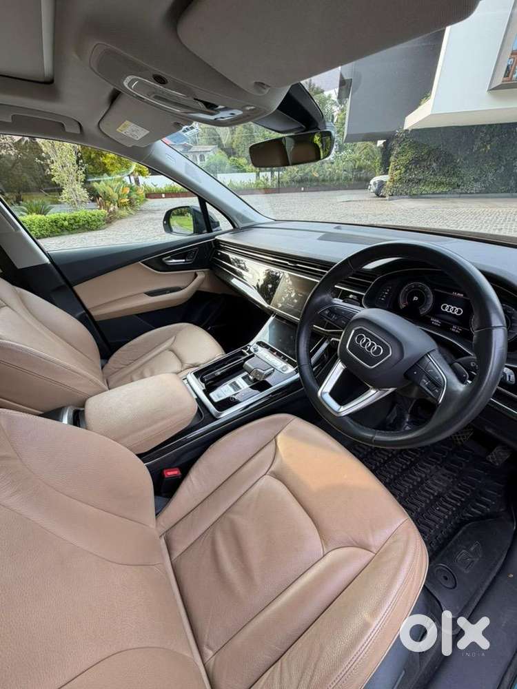 Audi Q7 2022 Petrol Well Maintained