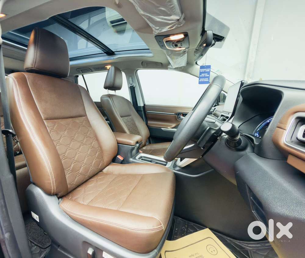 Toyota Innova Hycross 2.0 Zx Hybrid 7 Str, 2023, Petrol