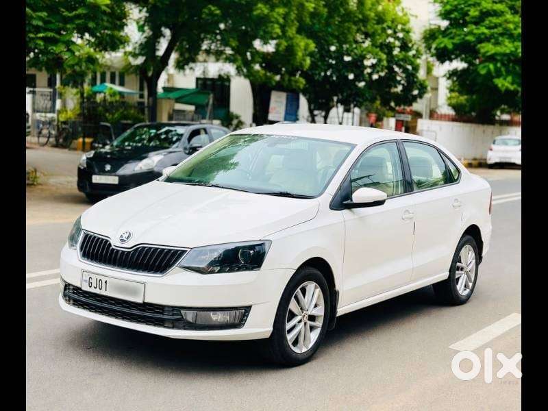 Skoda Rapid 1.6 Mpi At Elegance Plus Black Package, 2017, Petrol