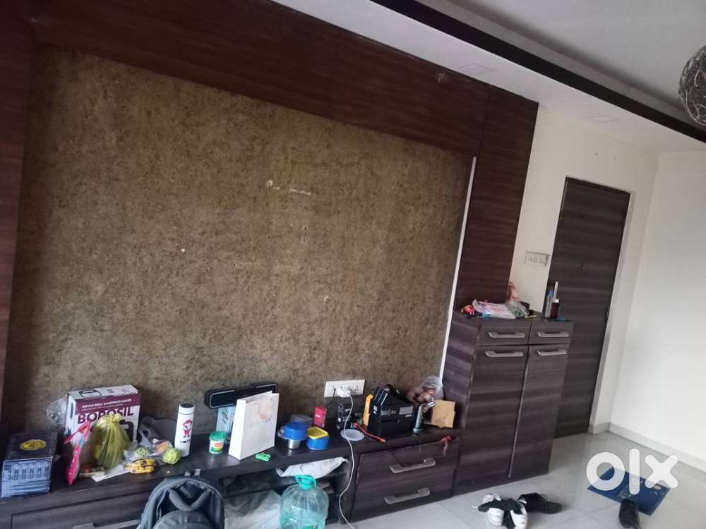 Hi , it's Twin Sharing Room in 2 BHK, Already 3 person living there