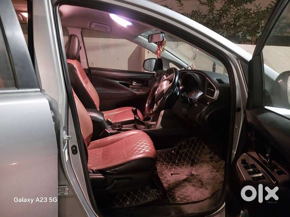 Toyota Innova Crysta 2017