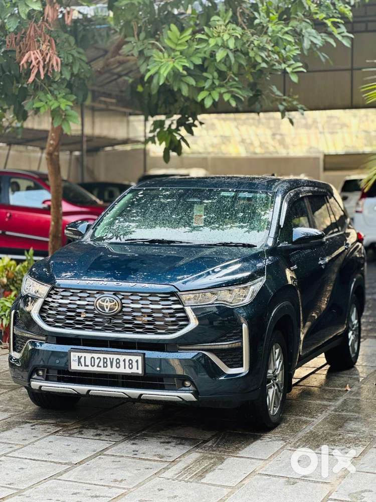 Toyota Innova Hycross 2.0 Zx (o) Hybrid 7 Str, 2024, Petrol