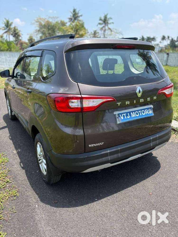 Renault Triber Rxl, 2021, Petrol